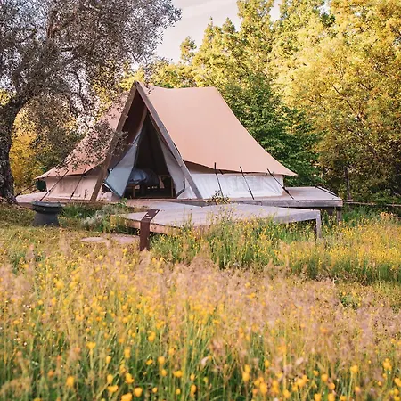 Palare Luxury tent Montone (Umbria)